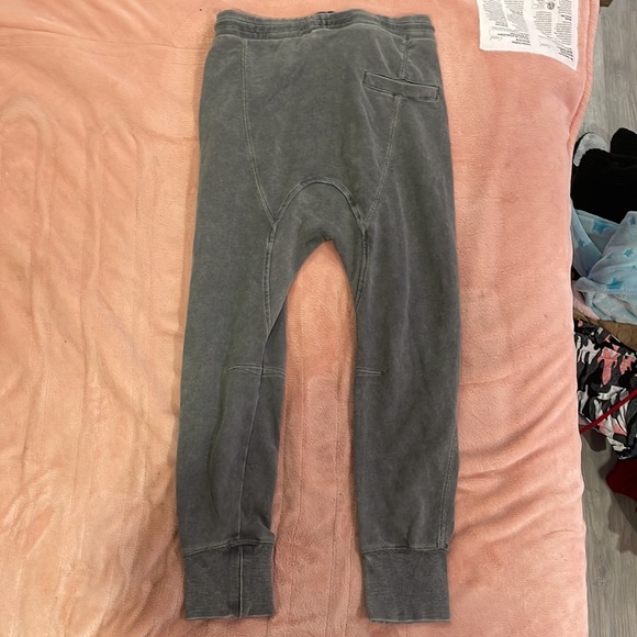 Sweat pants - Picture 2 of 2